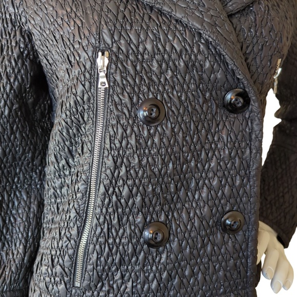 Black Quilted Double Breasted Fall Jacket - Picture 8 of 16